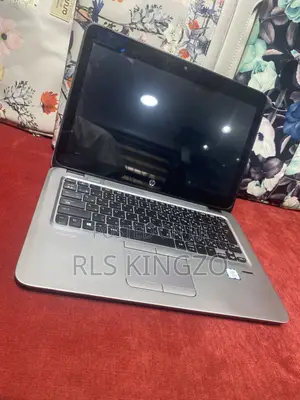 Laptop HP EliteBook 820 G3 8GB Intel Core i5 SSD 256GB