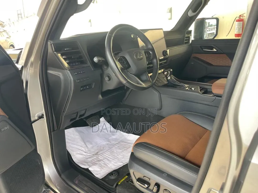 Lexus GX 2024 Gray