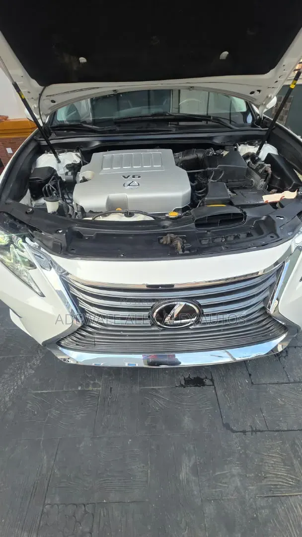 Lexus ES 2014 White