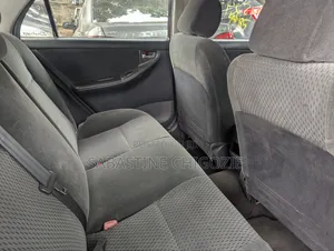 Toyota Corolla LE 2005 Blue