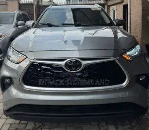 Toyota Highlander XLE AWD 2020 Silver