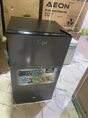 Royal 105L Table Top Fridge for Bedroom
