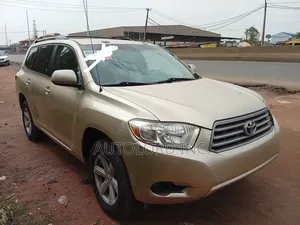 Toyota Highlander 4x4 2008 Gold