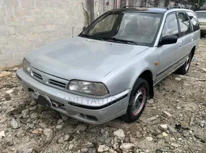 Nissan Primera 1999 Silver