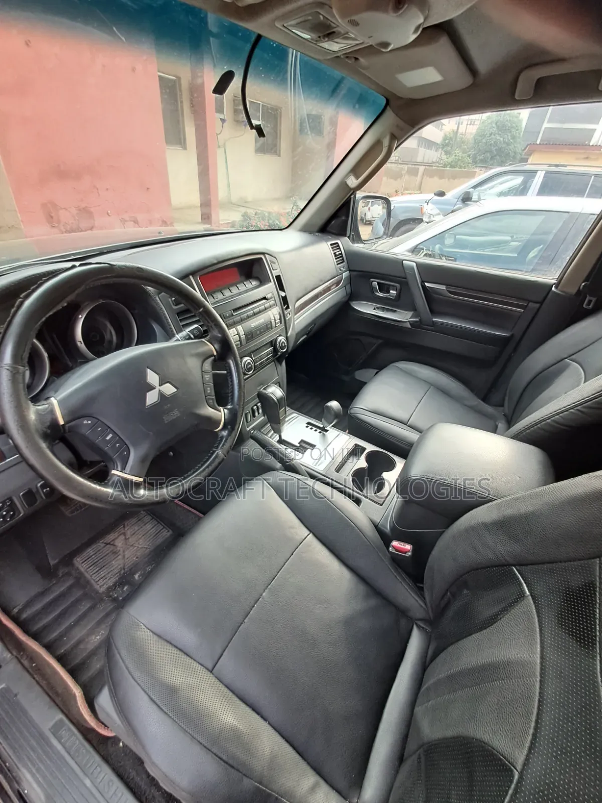 Mitsubishi Pajero 2011 Gray