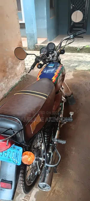 Bajaj Boxer 2020 Red