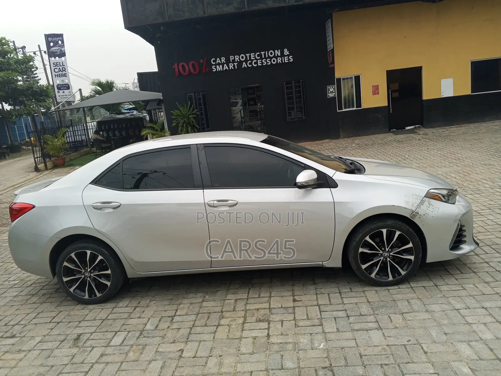 Toyota Corolla 2018 Silver