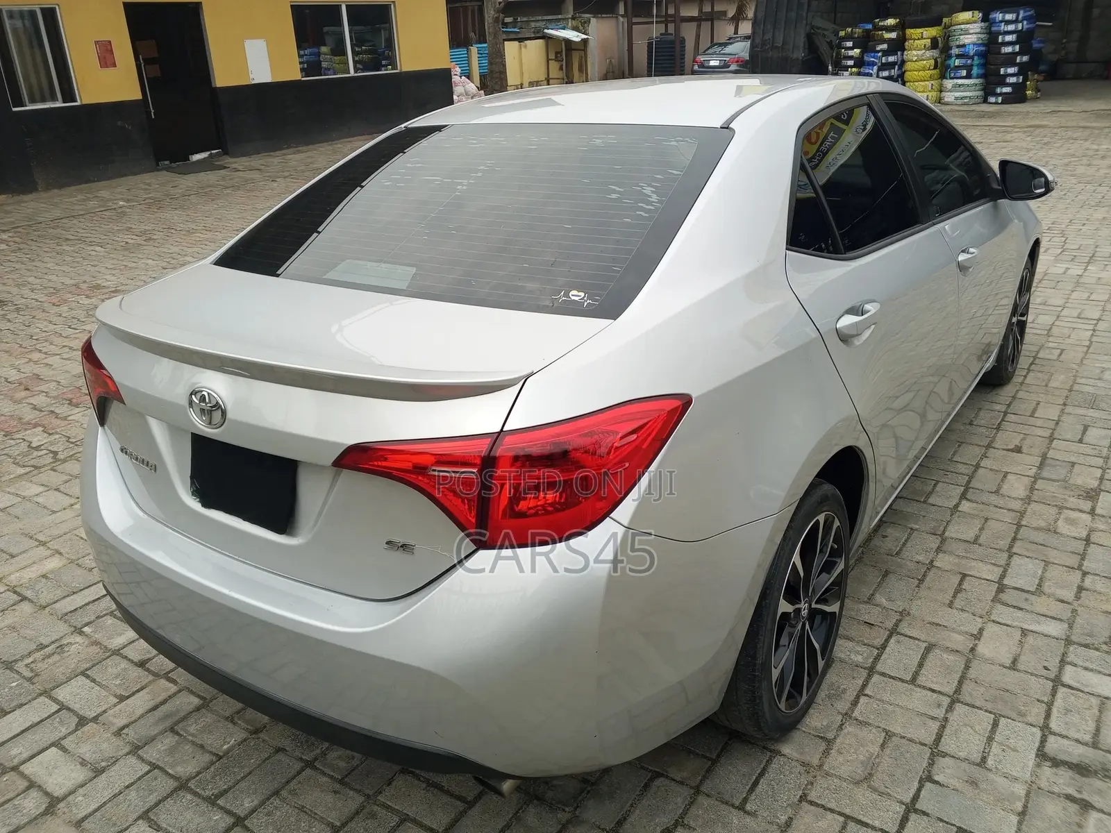 Toyota Corolla 2018 Silver