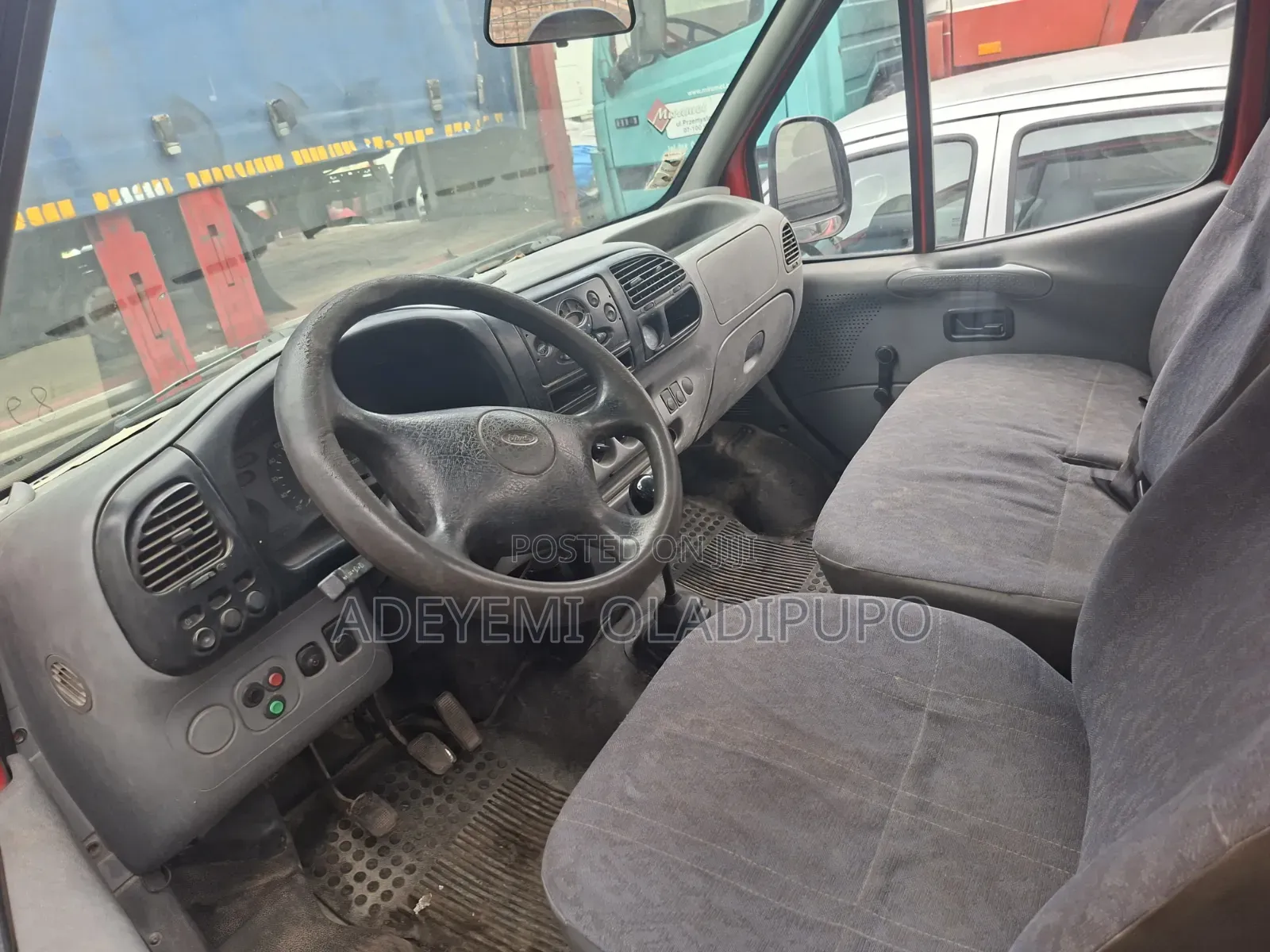 Ford Transit 1999 Red