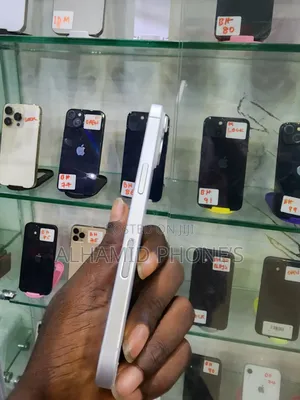 Apple iPhone 16 128 GB White