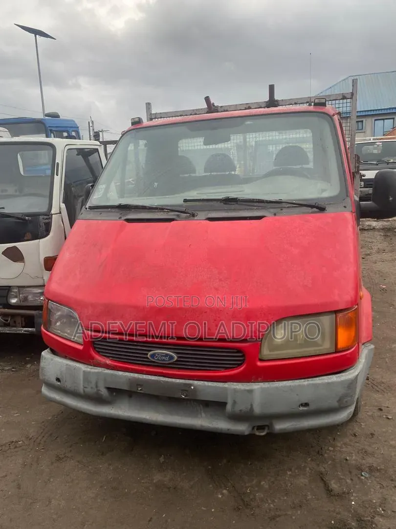 Ford Transit 1999 Red