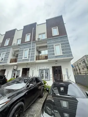 4bdrm Townhouse/Terrace in Osapa london for sale
