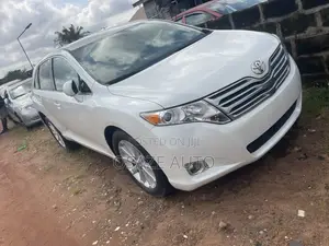 Toyota Venza 2010 White