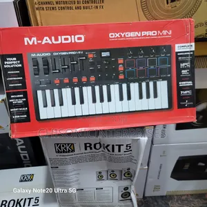 M-Audio OXYGEN Pro Mini Studio Keyboard