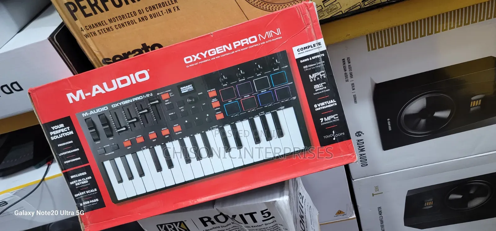 M-Audio OXYGEN Pro Mini Studio Keyboard