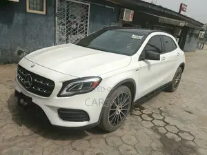 Mercedes-Benz GLA 250 2018 White