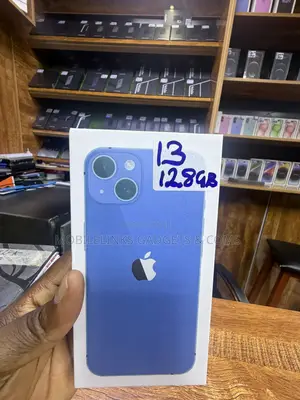 New Apple iPhone 13 128 GB Blue