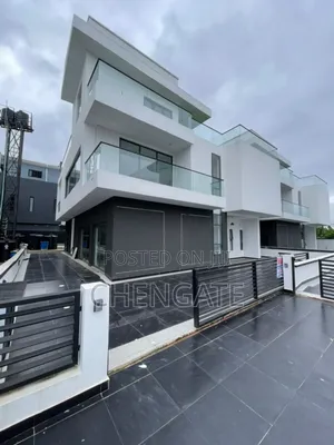 5bdrm Duplex in Lekki Expressway for sale
