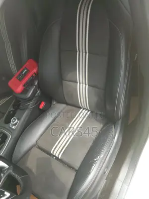 Mercedes-Benz GLA 250 2018 White