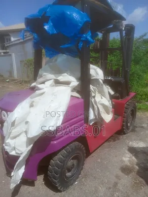 3 Tons Toyota Forklift With Side Shifts