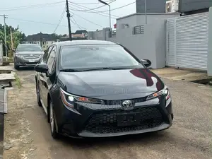Toyota Corolla LE 2020 Black