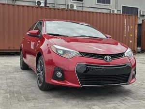 Toyota Corolla 2016 Burgundy