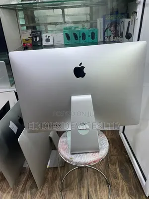 Desktop Computer Apple iMac 24GB Intel Core i7 SSD 500GB
