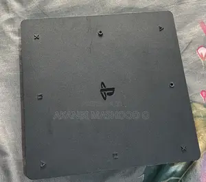 Ps4 Slim With Complete Accessories.