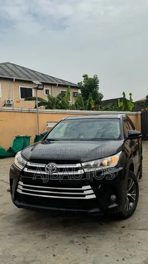 Toyota Highlander XLE V6 4x2 (3.5L 6cyl 6A) 2016 Black