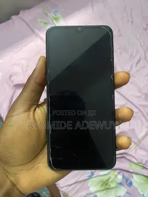 Samsung Galaxy A20 32 GB Black