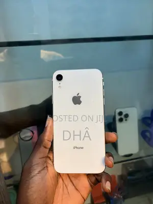 Apple iPhone XR 128 GB White