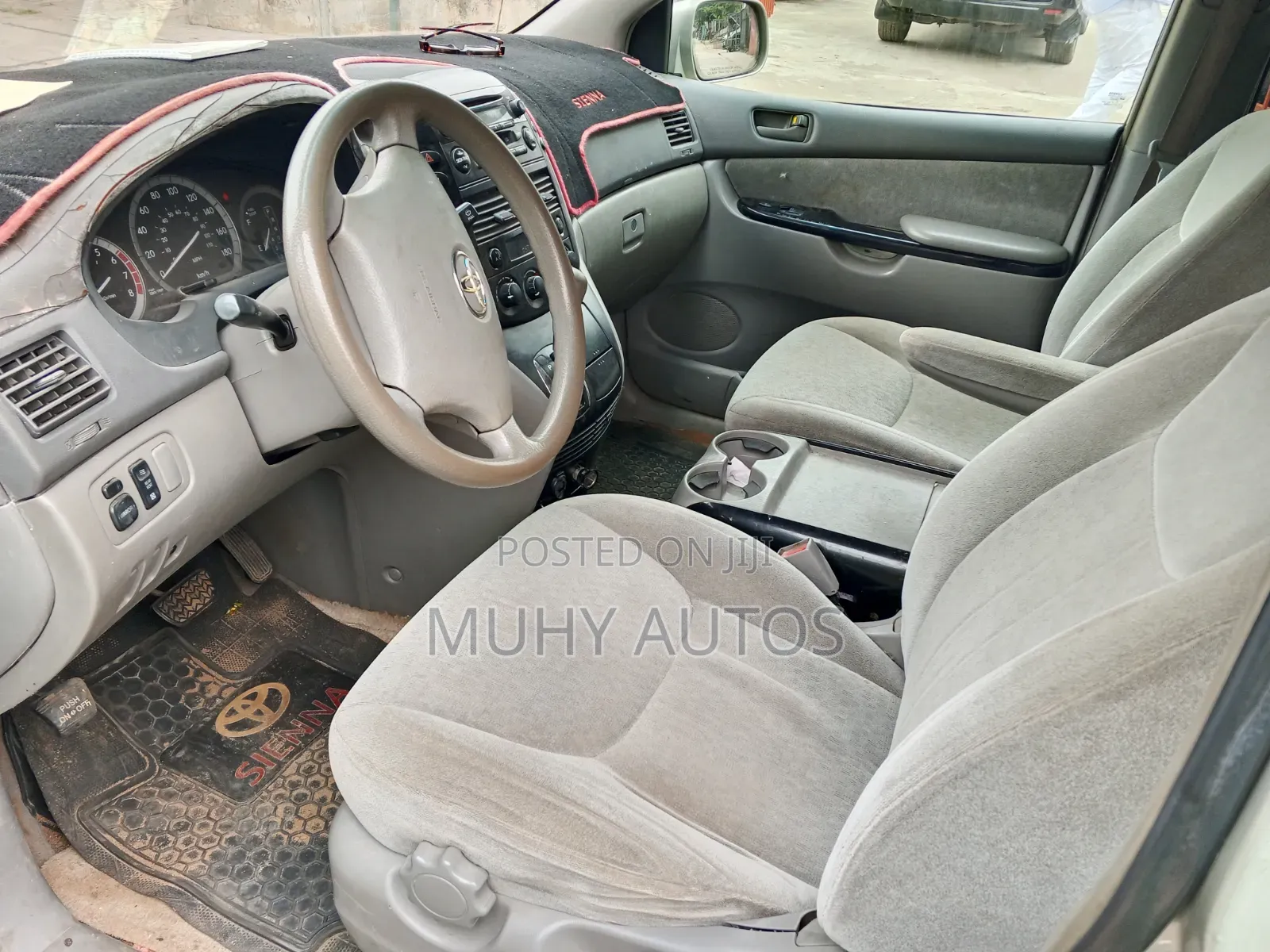 Toyota Sienna CE 2005 Gold