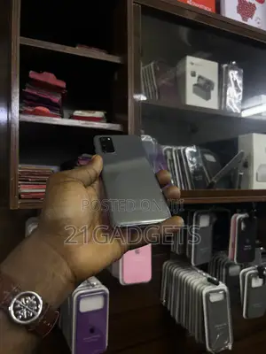 Samsung Galaxy S20 128 GB Gray