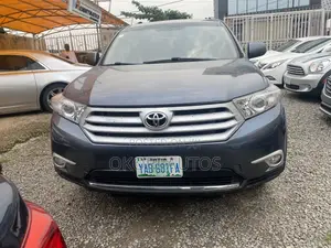 Toyota Highlander 2012 Gray