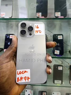Apple iPhone 16 Pro 128 GB Silver