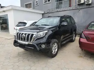 Toyota Land Cruiser 2012 Black