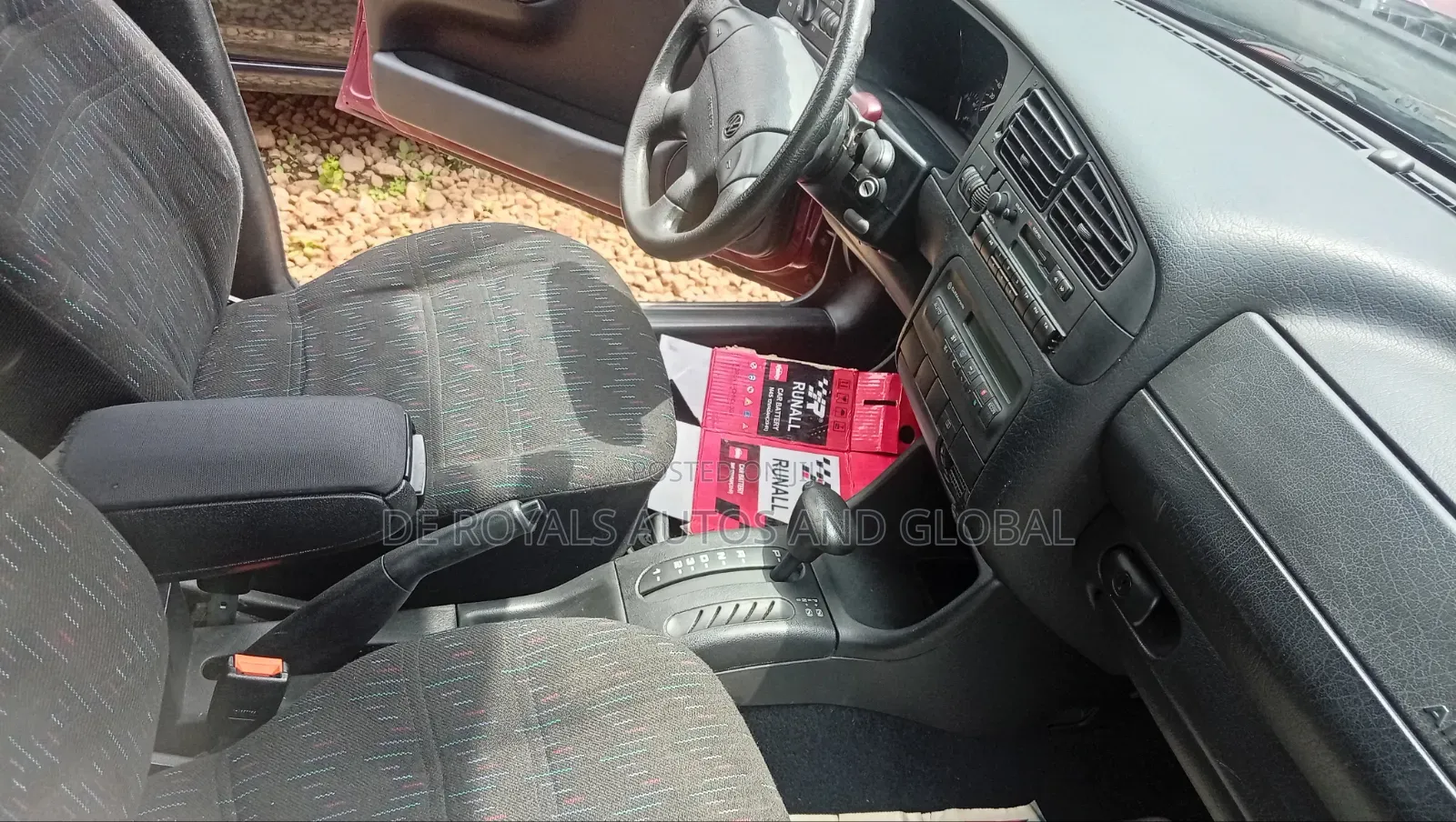 Volkswagen Golf 2009 Red