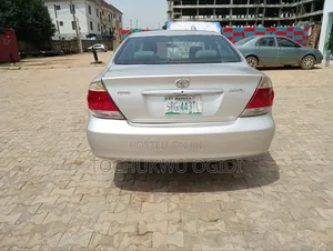 Toyota Camry 2005 Silver