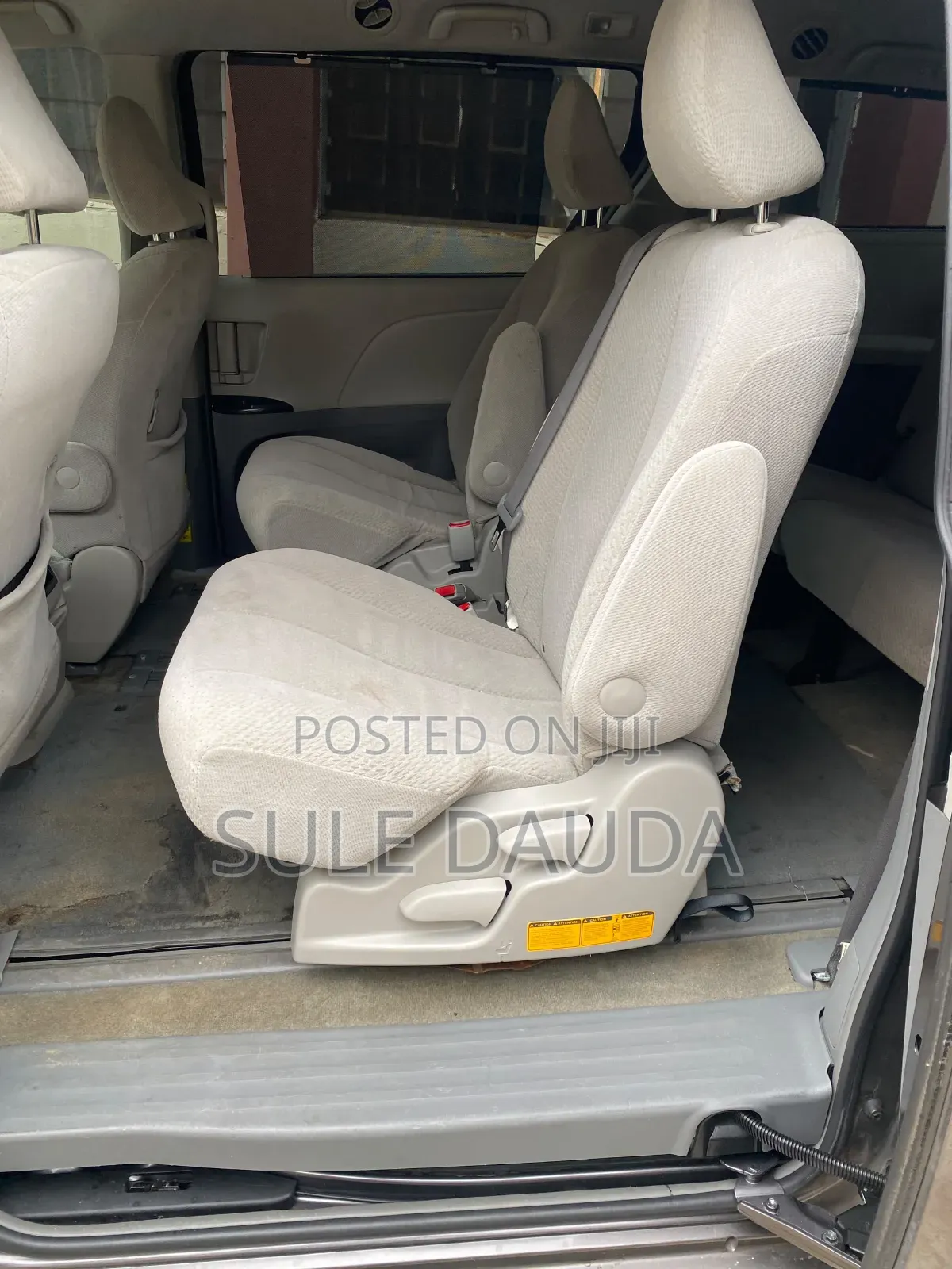 Toyota Sienna 2011 Gray