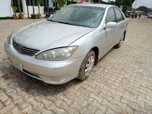 Toyota Camry 2005 Silver