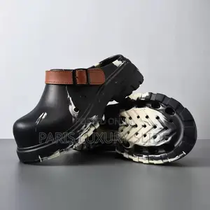 Luxury Clogs Wit Leather Buckle Strap,Black Paint Splash Fashion Crocs