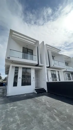 4bdrm Duplex in Idado for sale