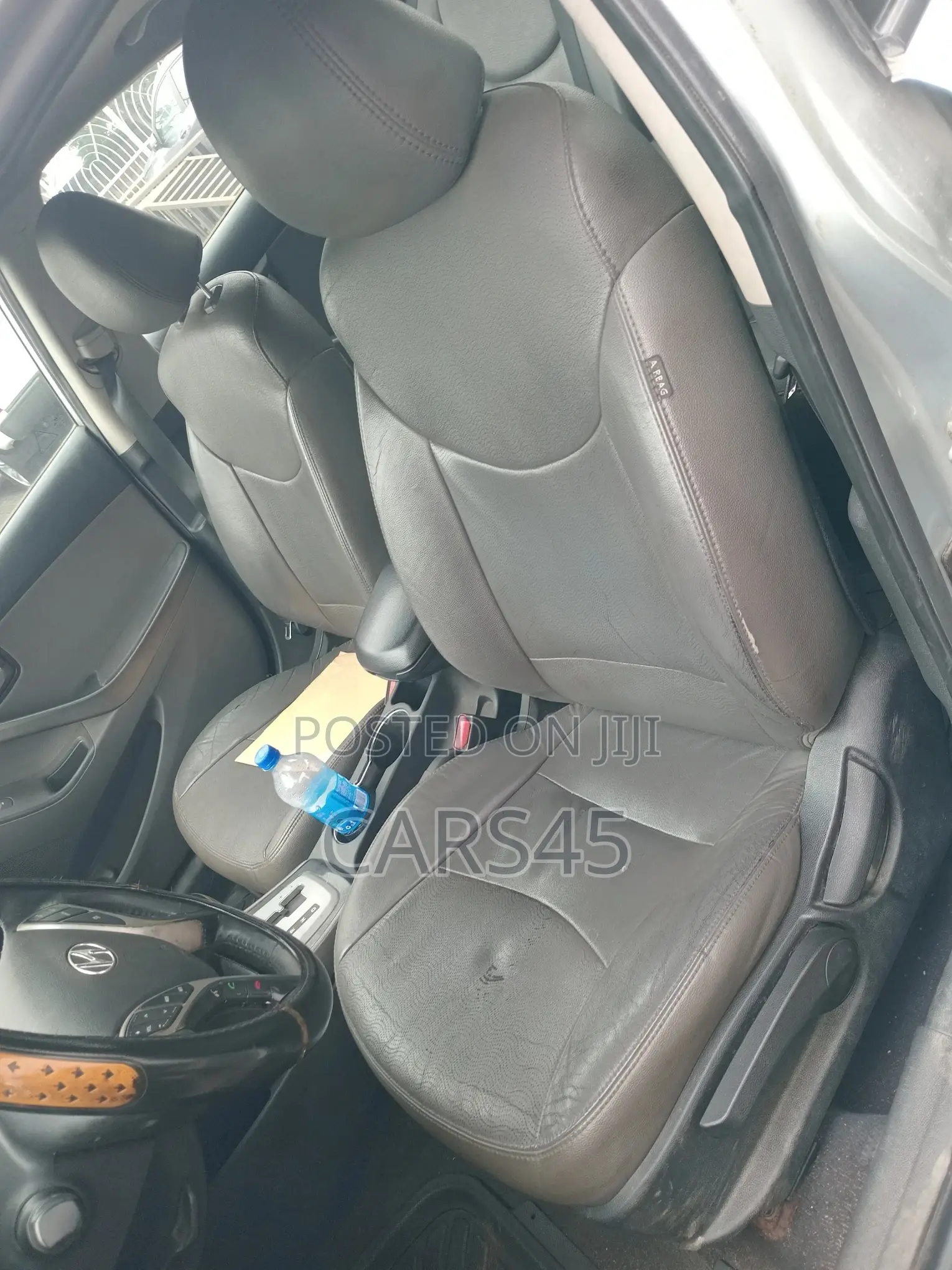 Hyundai Elantra 2011 Silver