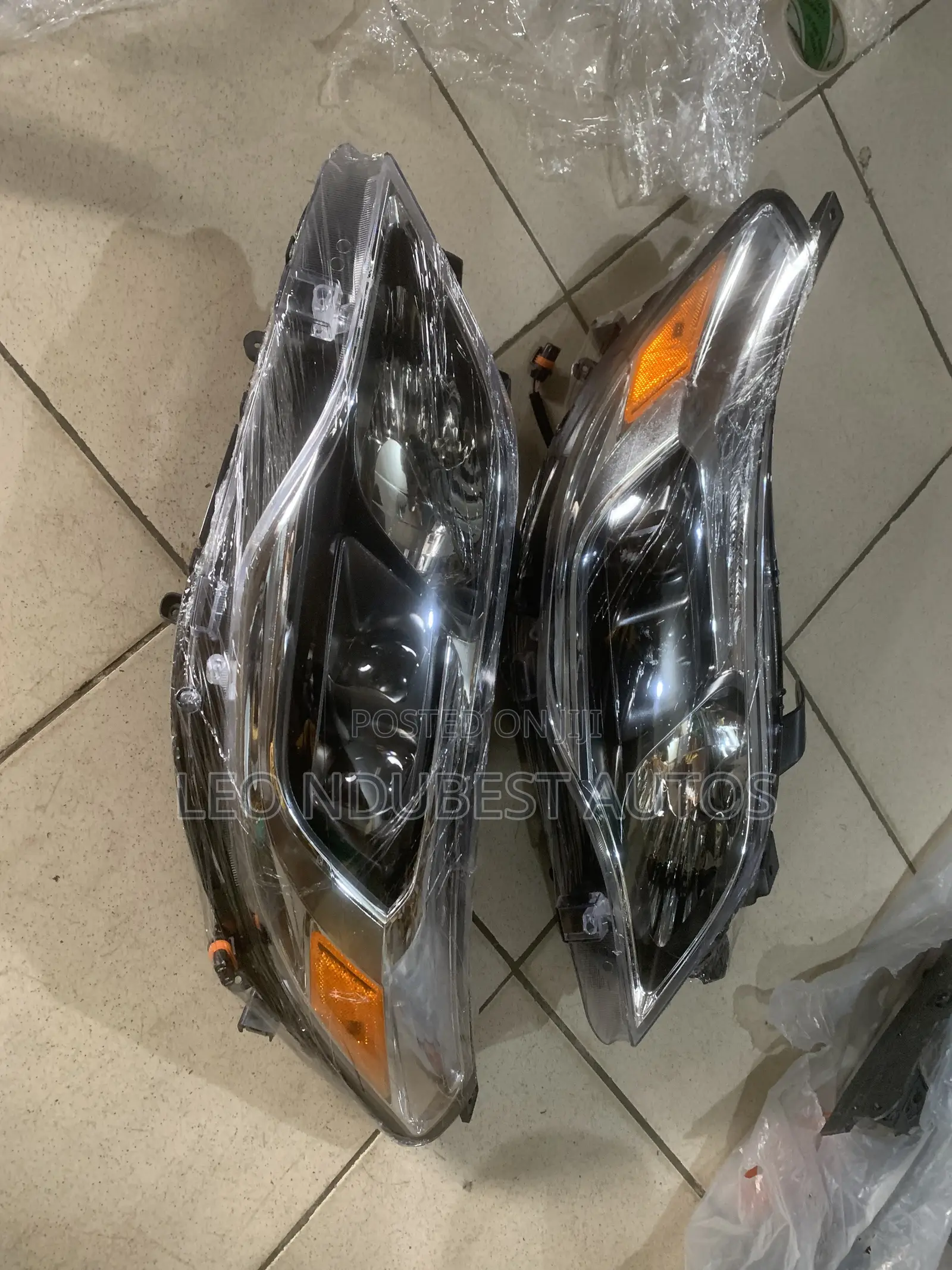 Head Lamp Toyota Avalon 014-018 Available