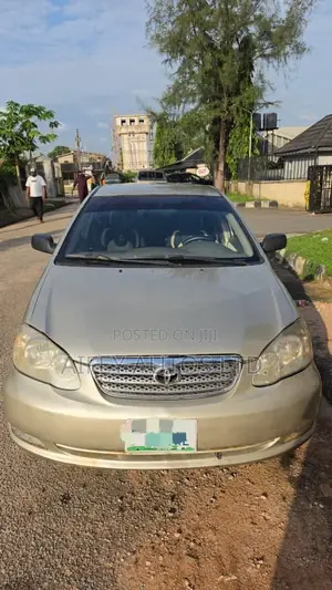 Toyota Corolla 2006 Gold