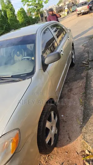 Toyota Corolla 2006 Gold