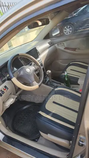 Toyota Corolla 2006 Gold