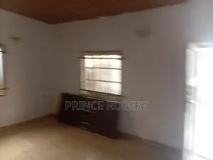 2bdrm Block of Flats in Poultry Road, Nyanya for rent