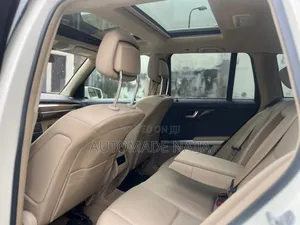 Mercedes-Benz GLK-Class 350 4MATIC 2011 White