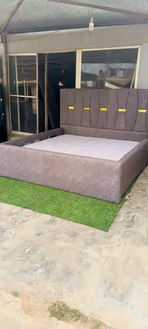 6 by 6 Padded Bedframeft